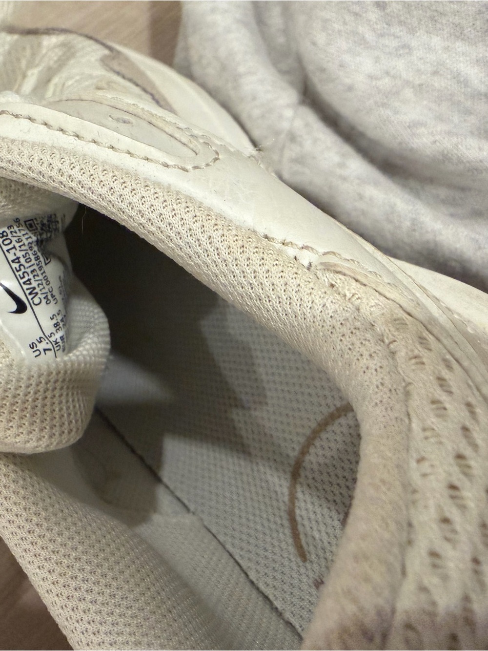 Nike Women's air max summit sc sneakers - Picture 6 of 6